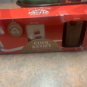 Pacha Soap Co. Limited Edition Set (Twisted  Peppermint) New in Box